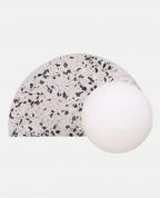 Modern Terrazzo Desenli Yarım Ay Duvar Apliği Modern Terrazzo Desenli Yarım Ay Duvar Apliği